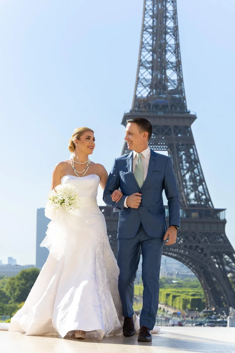 Pamcontatudo se casou em Paris