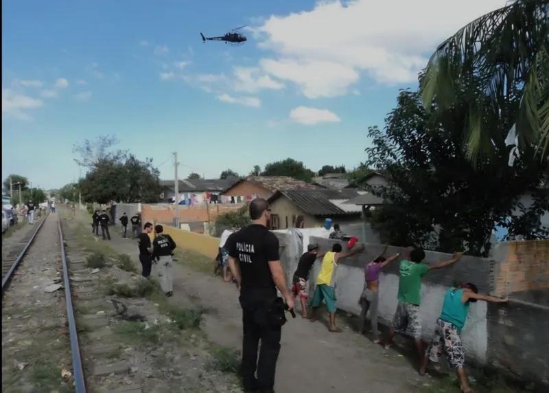 Prefeitura e PM intensificam ações no bairro Pinheirinho para melhorar segurança