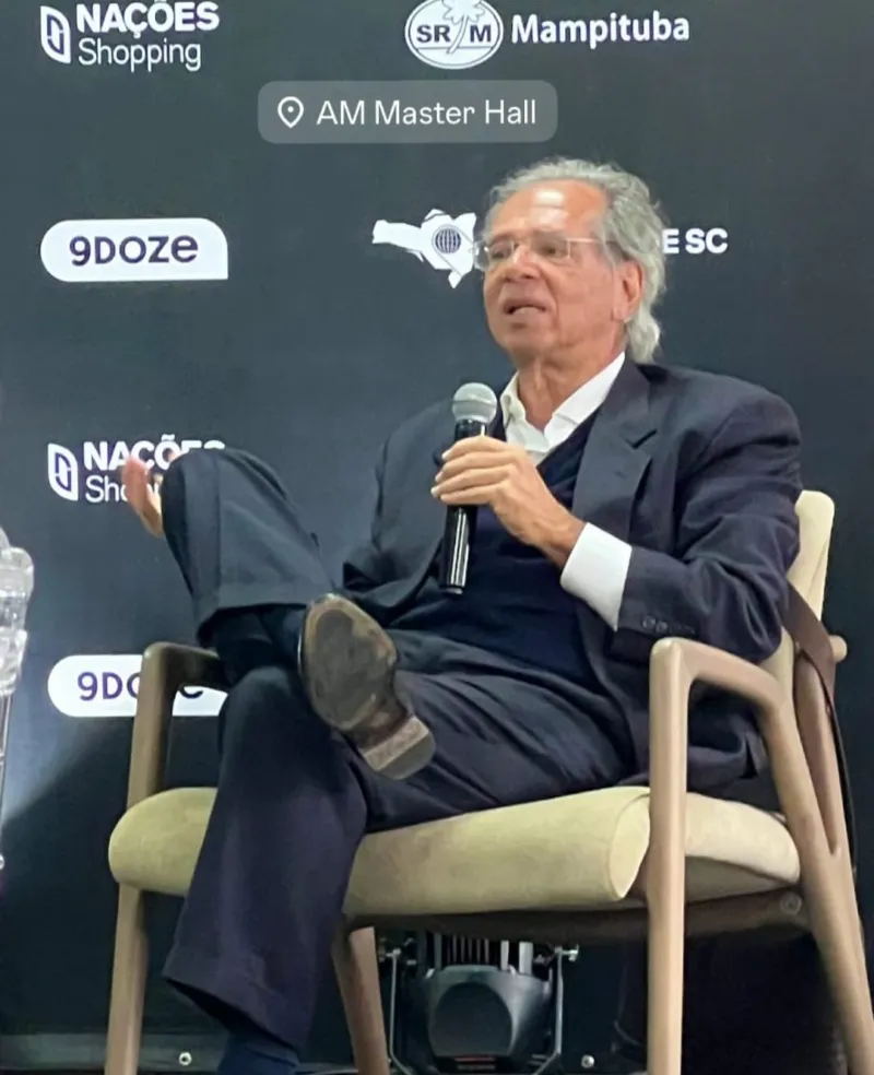 Empresários de Criciúma pagam R$ 4 mil para almoçar com Paulo Guedes