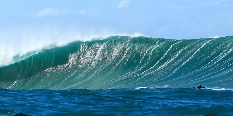 Jaguaruna e Nazaré tornam-se cidades-gêmeas em projeto que une Brasil e Portugal pelo surfe