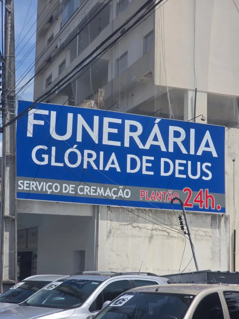 Funerárias invadem a Avenida Centenário: uma disputa acirrada pelo “mercado da morte” em Criciúma