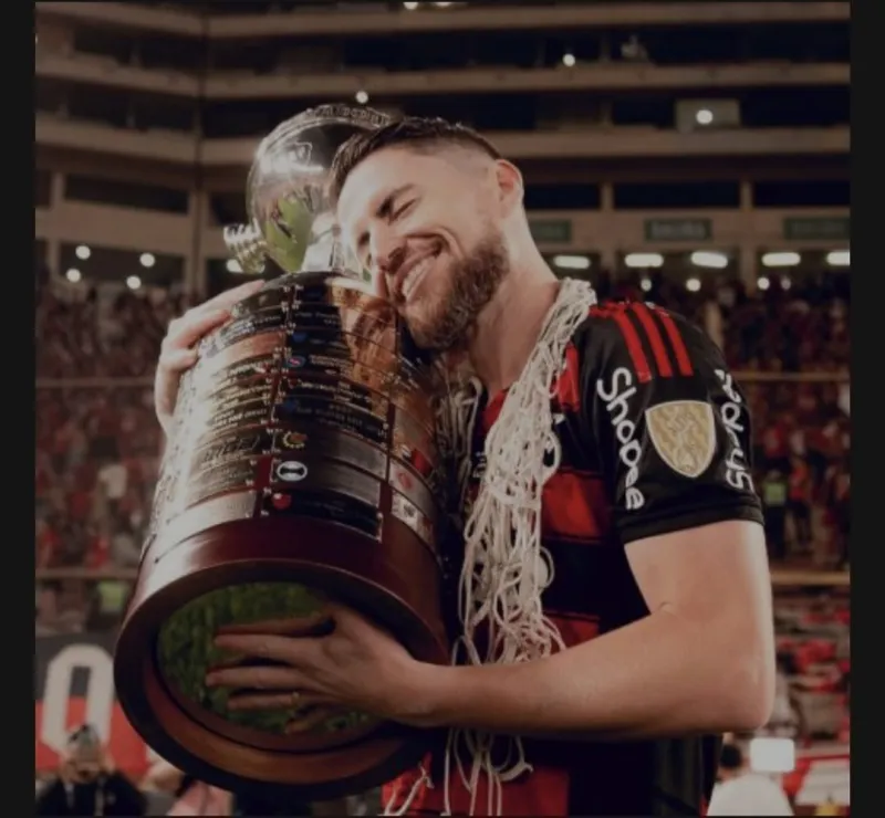 Imbitubense entra para a história ao conquistar Libertadores, Eurocopa e Champions League