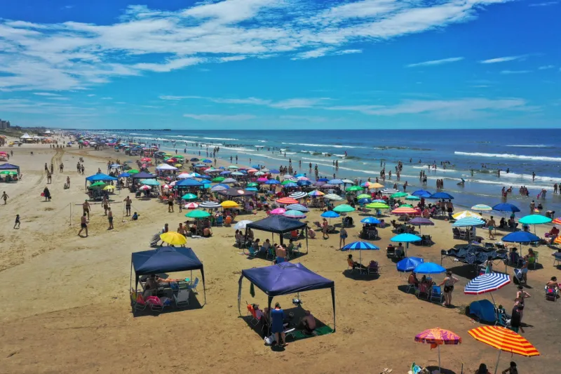 Balneário Rincão recebe mais de 150 mil visitantes no último fim de semana de 2025