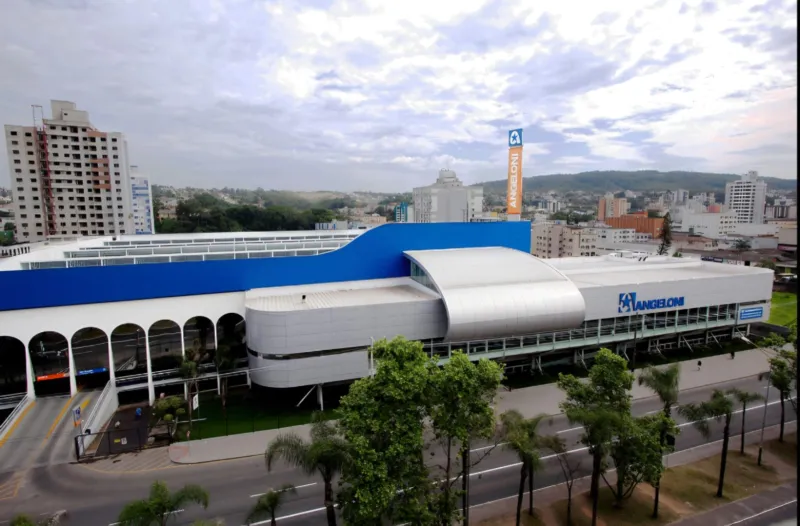 Criciúma respira aliviada: Angeloni mantém sede na cidade