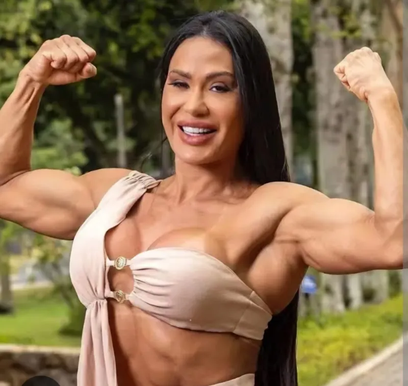 Graciane Barbosa vai comer e vender os ovos do Tata Faria