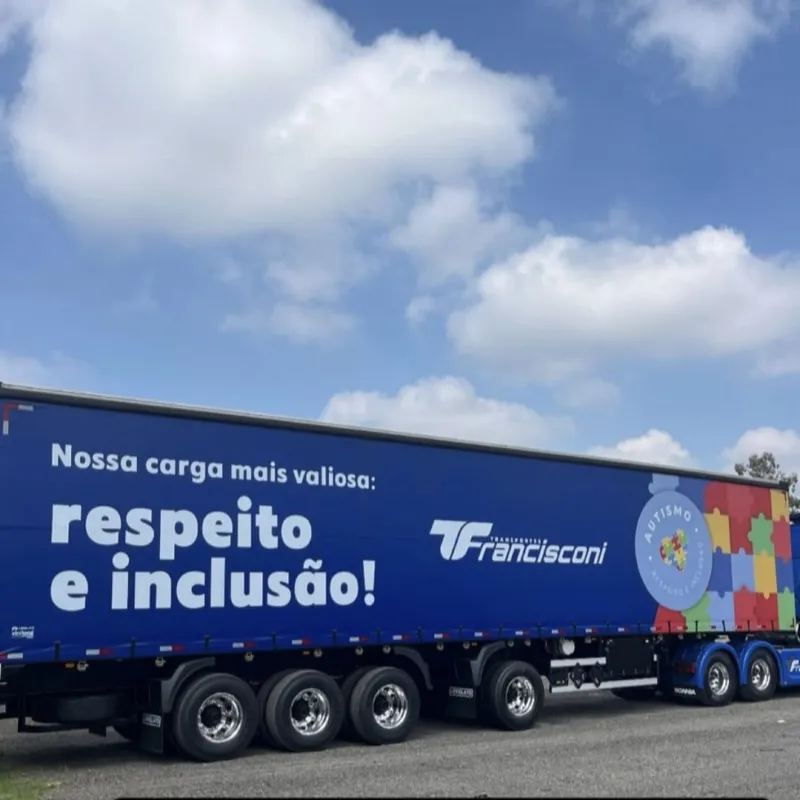 Empresa de Criciúma transforma caminhões em símbolo de inclusão