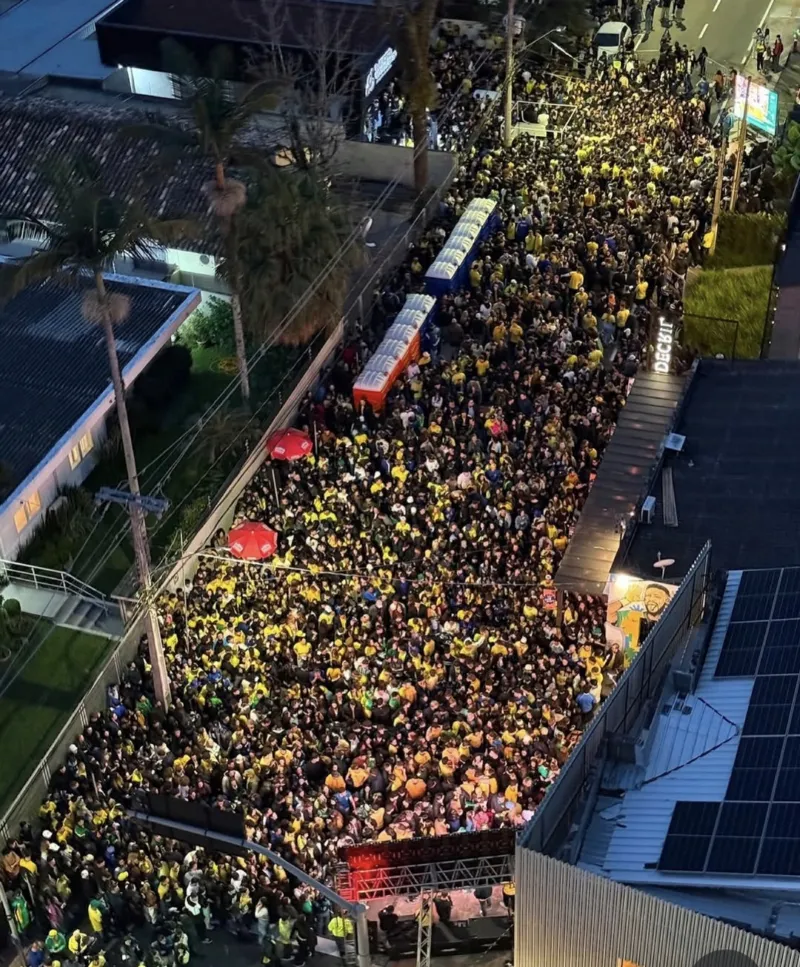 Neybar fecha as portas, mas a festa continua