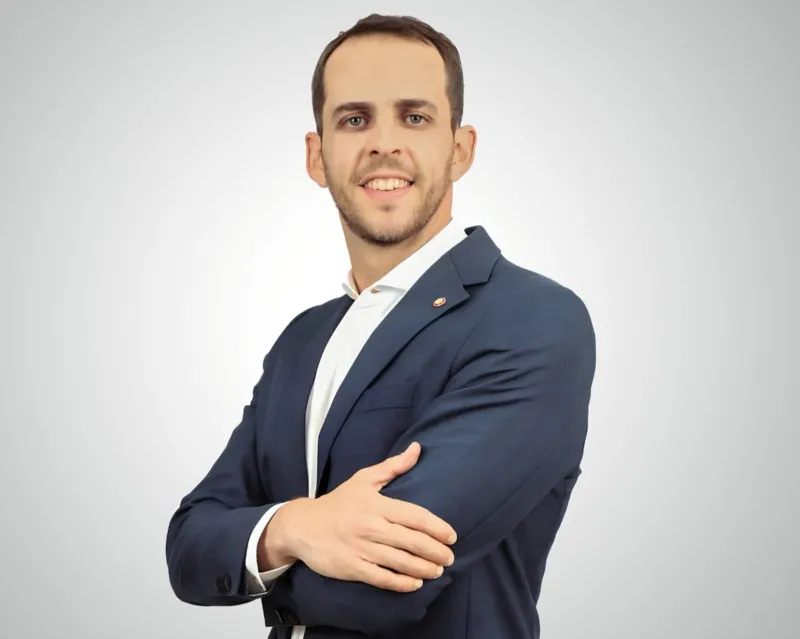 Ex- jogador do Criciúma vira milionário com rede de 200 lavanderias