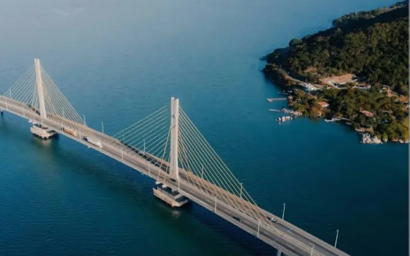 A maior obra do PT em SC virou o maior gargalo da BR-101