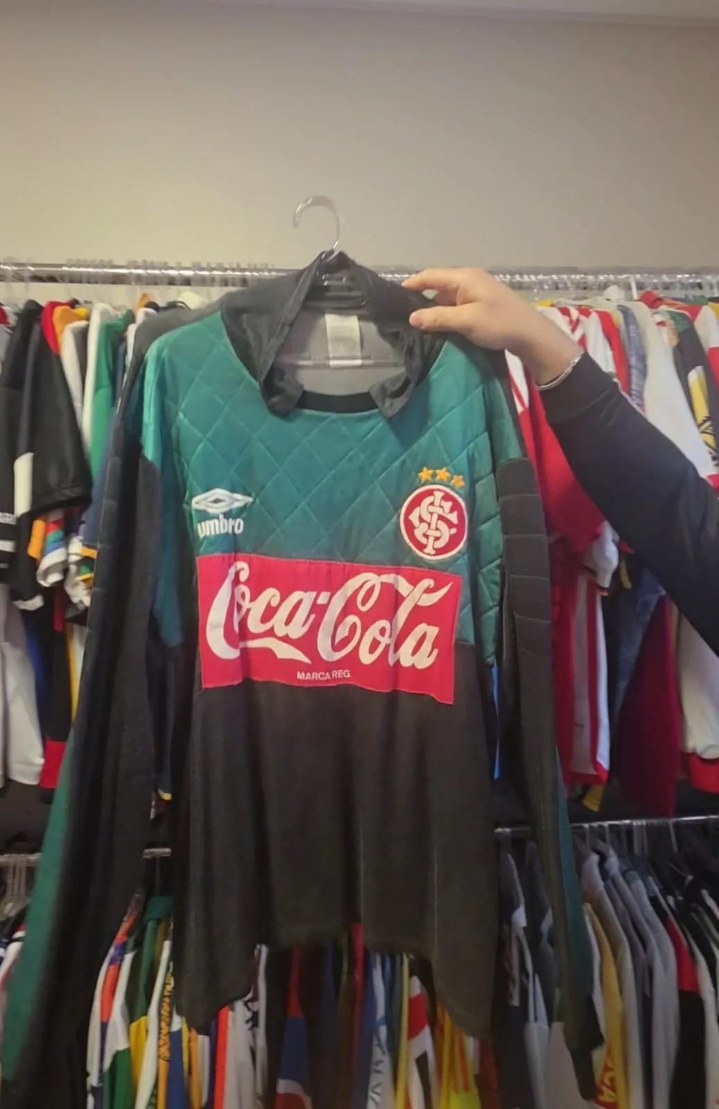 Criciumense se torna um dos maiores colecionadores de camisas de futebol do Brasil