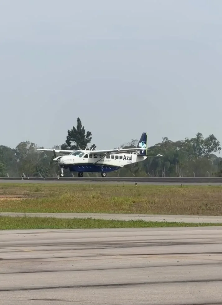 Azul Conecta faz voo de reconhecimento no Aeroporto Diomício Freitas