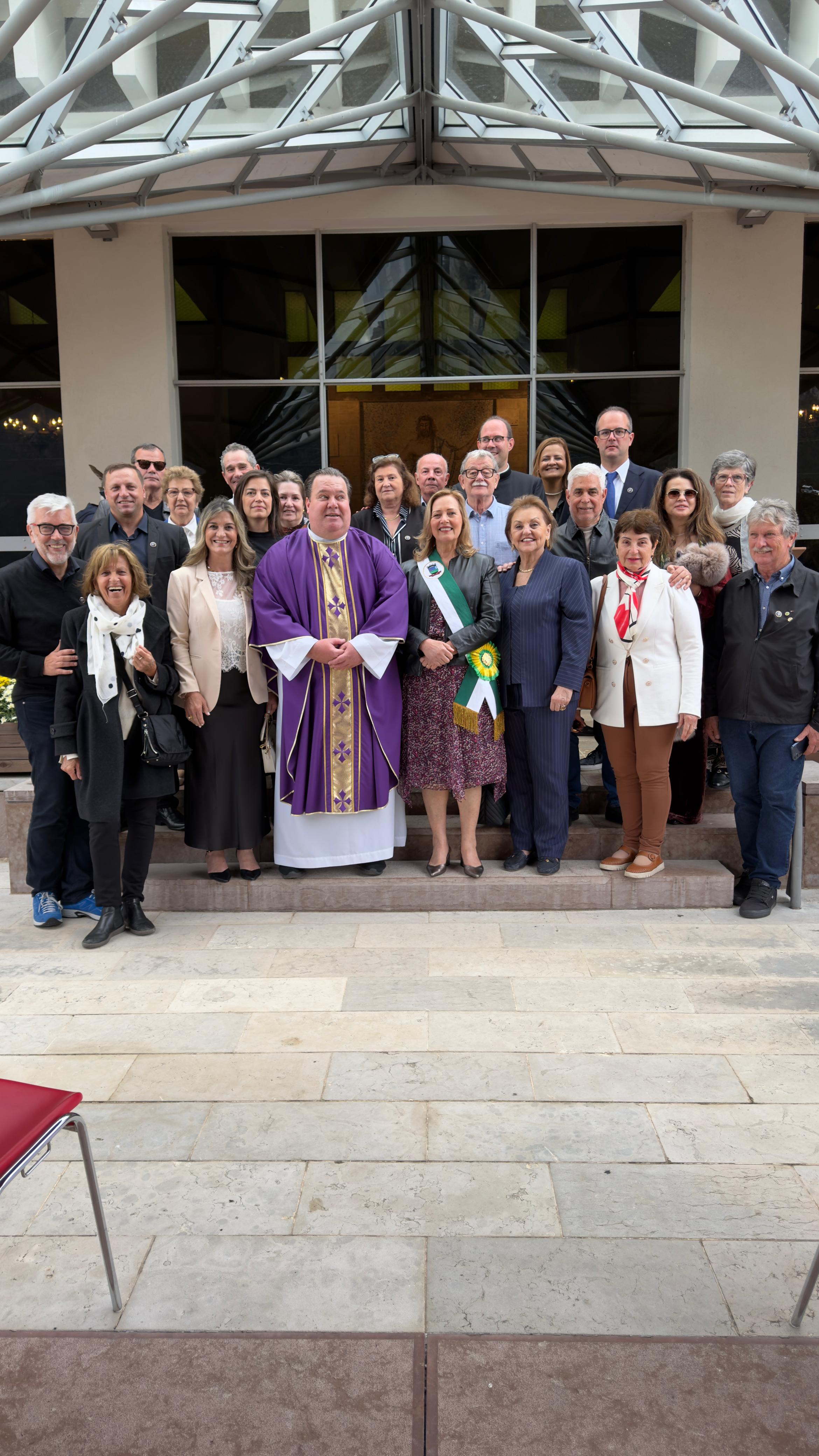 Padre de Urussanga celebra missa em cenário de uma das maiores tragédias da Itália