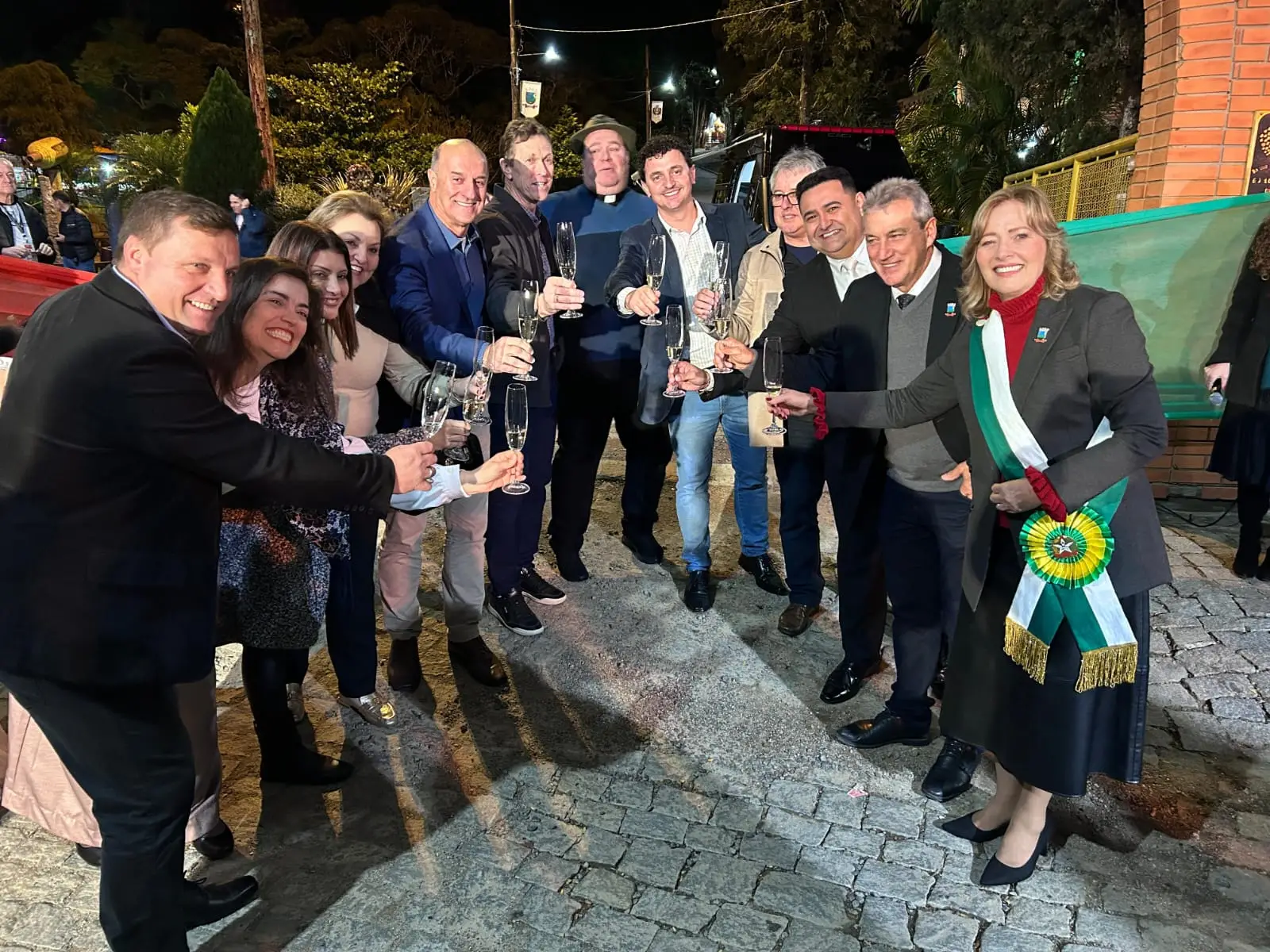 A celebração do sucesso da Festa Ritorno di la origini